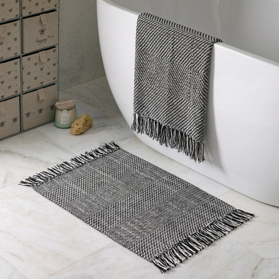 Boho Weave Rug Black White Solid Bathroom Mat Heathered Herringbone Matching Towel Set Marble Bathroom