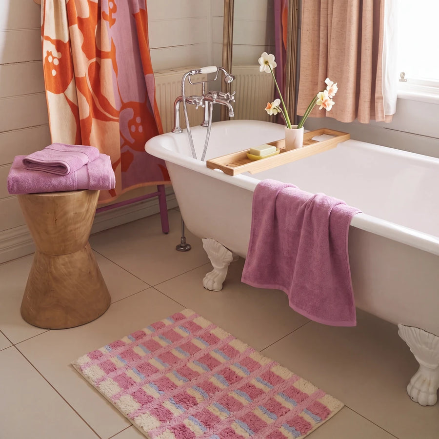 Meadow Plaid Rug Berry Windowpane Bathroom Mat Berry Pink Vintage Clawfoot Tub Bathroom