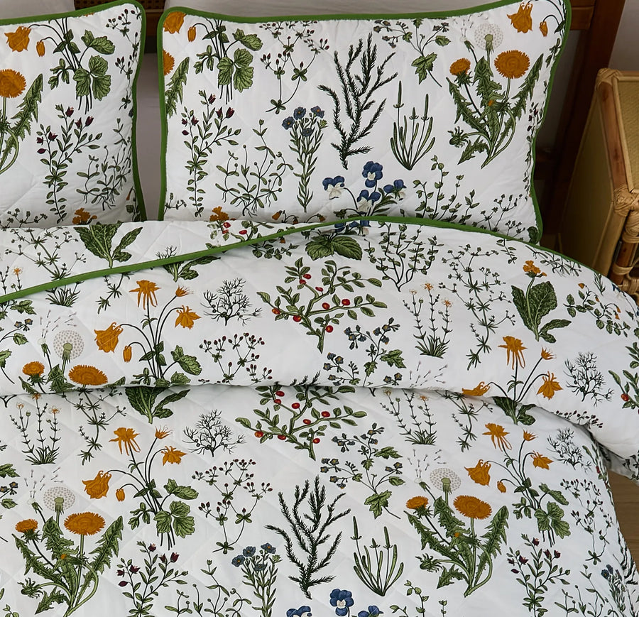 botanical illustration print quilt close up wildflower specimen