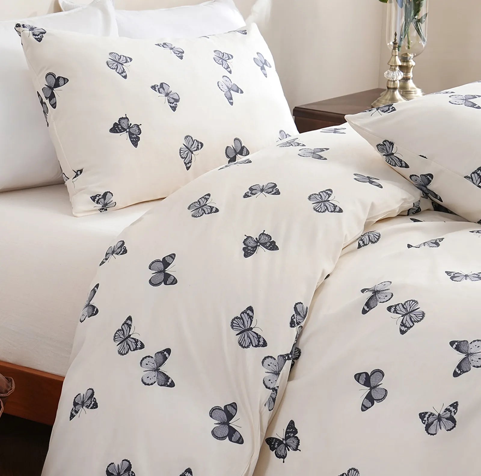 A detailed shot of the fabric texture of the cotton duvet cover set