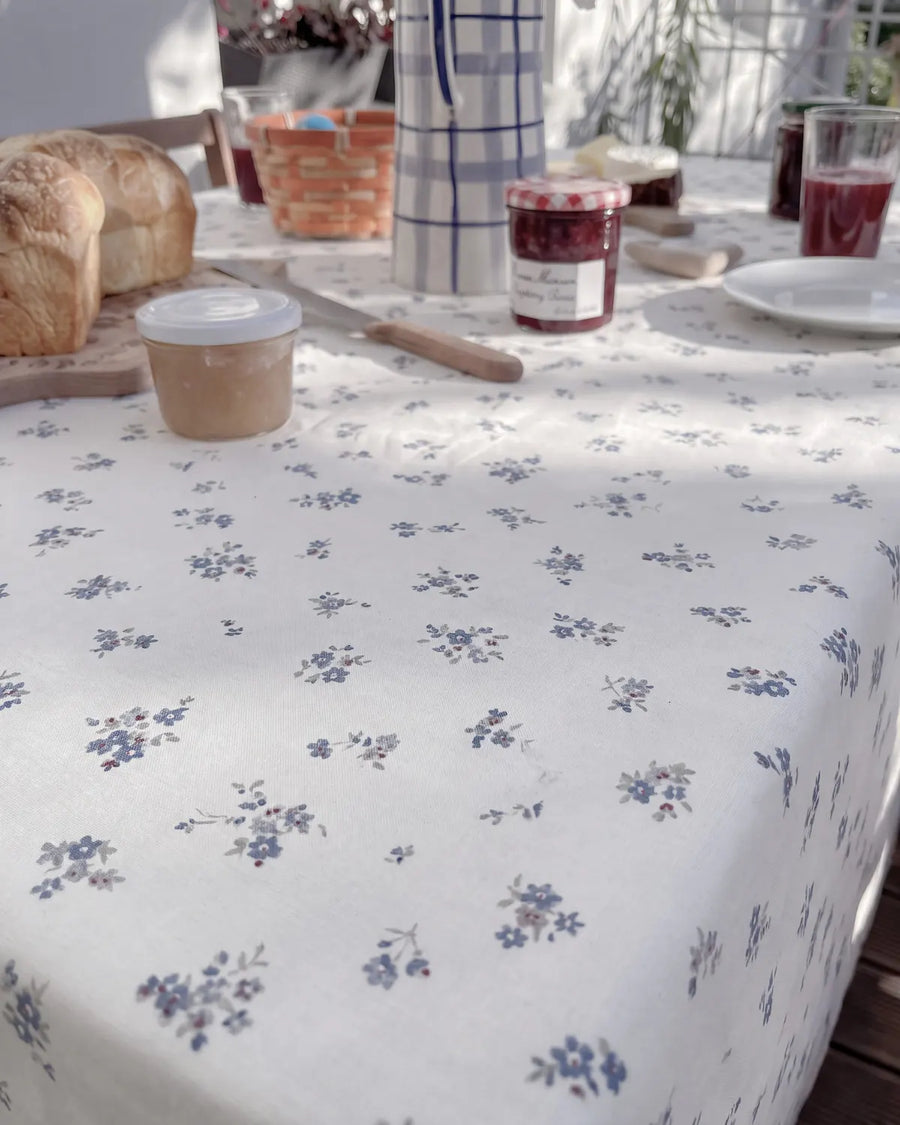country breeze ditsy tablecloth floral fabric detail