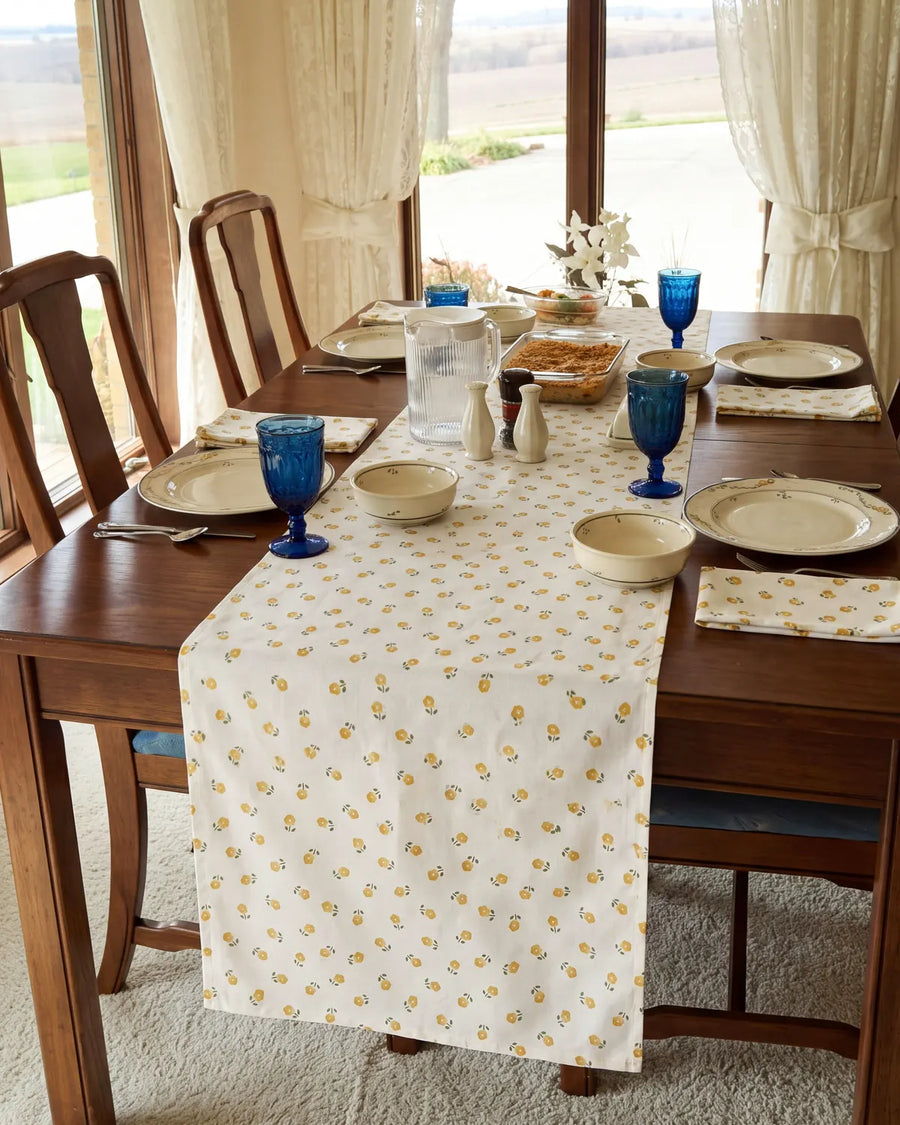golden ditsy floral table runner table setting