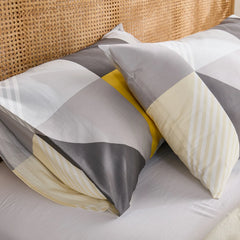 Minimal Life Cotton Pillowcases stitching detail view