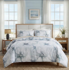 Ocean style floral comforter set in bedroom