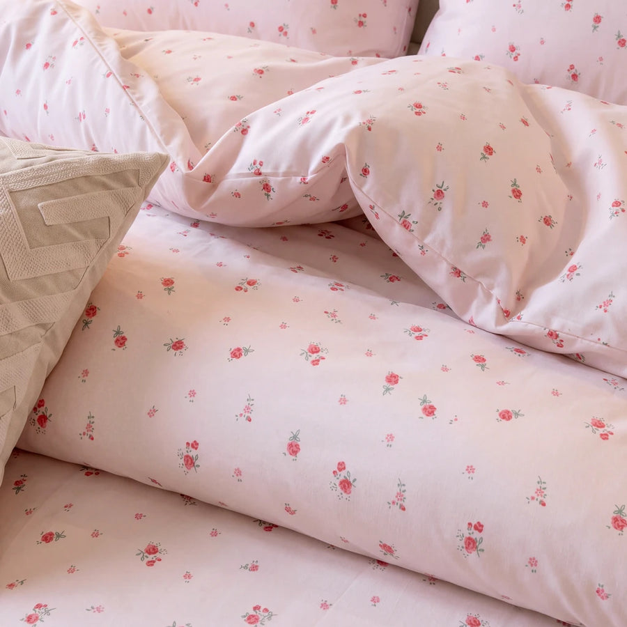 rosewick garden floral comforter set pink fabric close up
