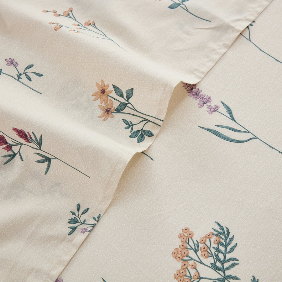 soft breathable 100 cotton wildflower meadow fabric texture