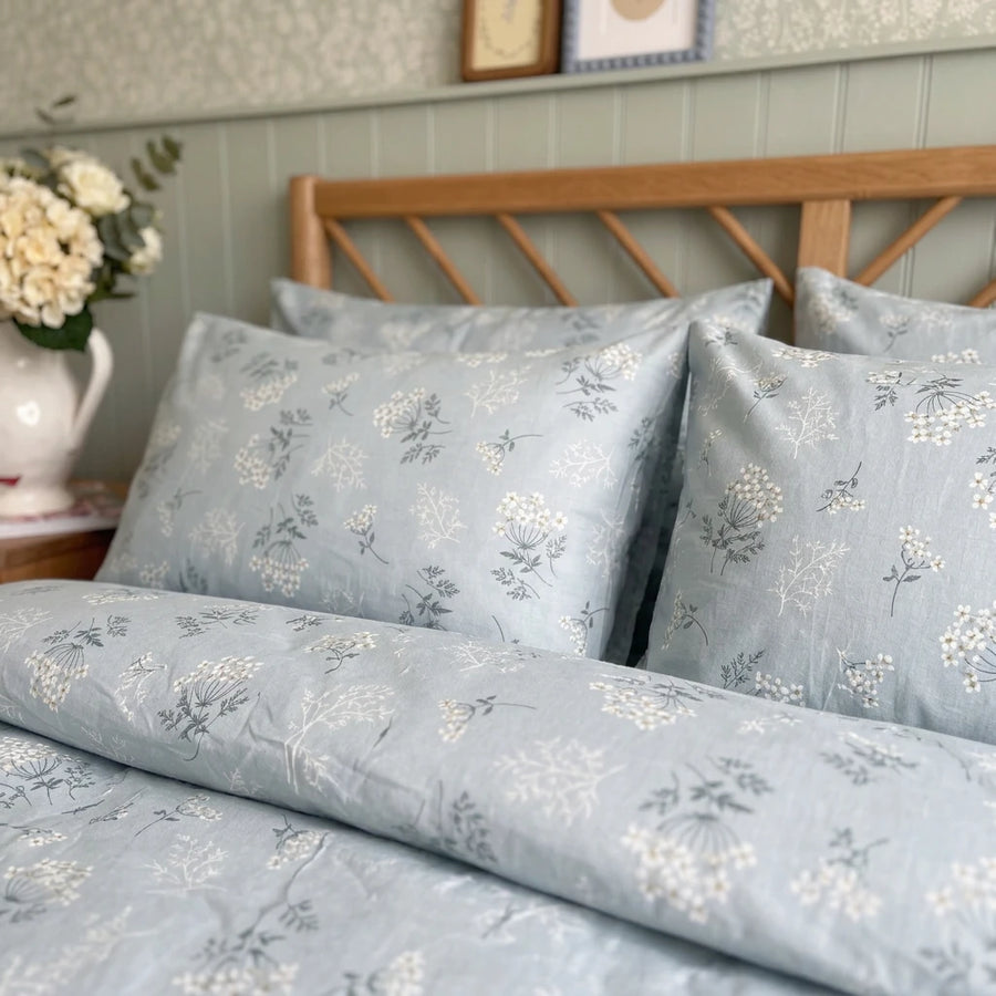 sprigged blue 3 piece duvet cover set folded shabby chic bedding