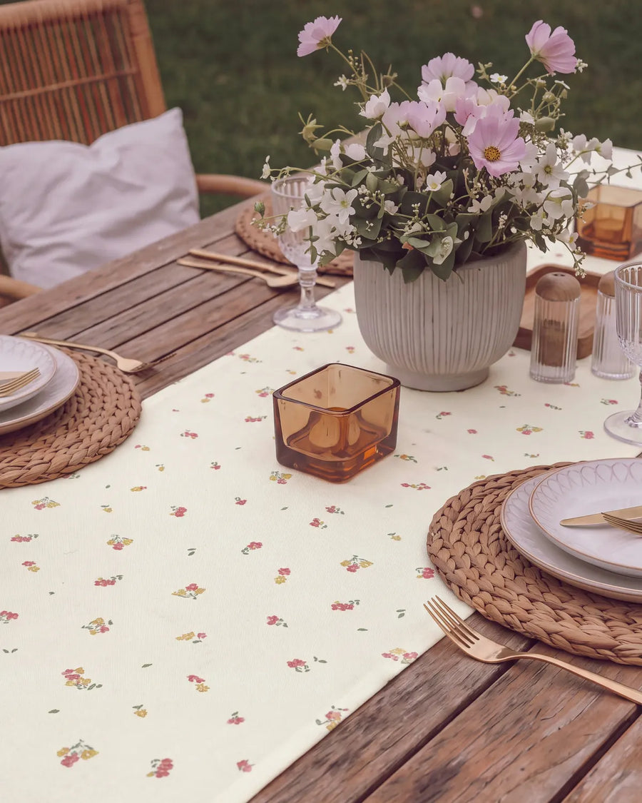 tiny blossom table runner outdoor dining detail