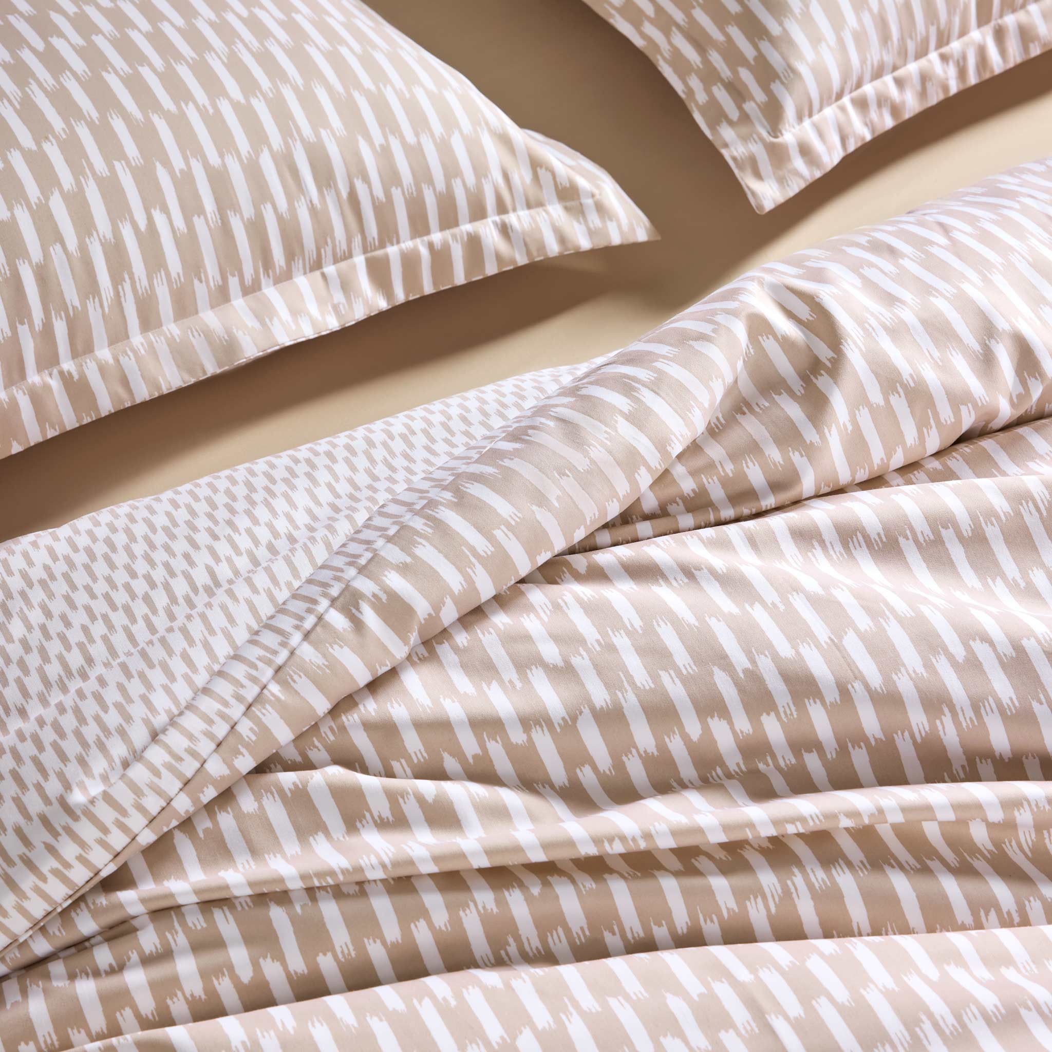 Dabito Luxe Sateen Reversible Duvet Cover