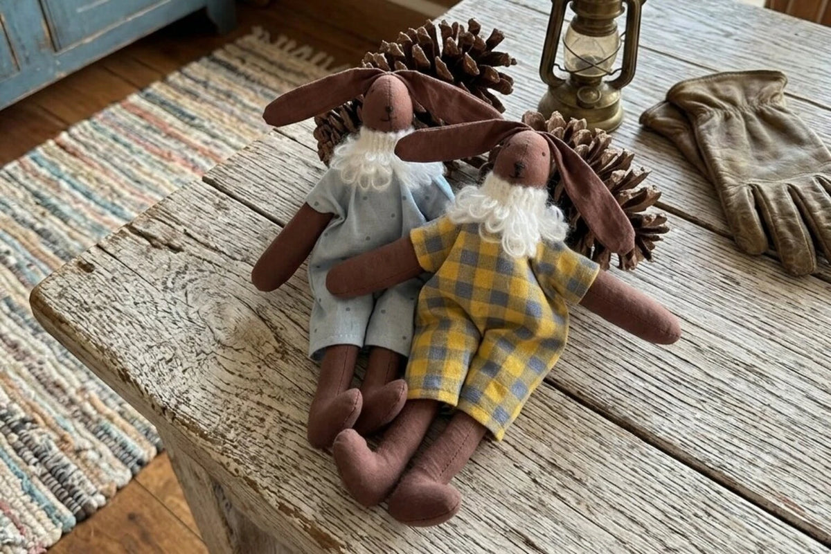 autumn long ear bunnies table decor