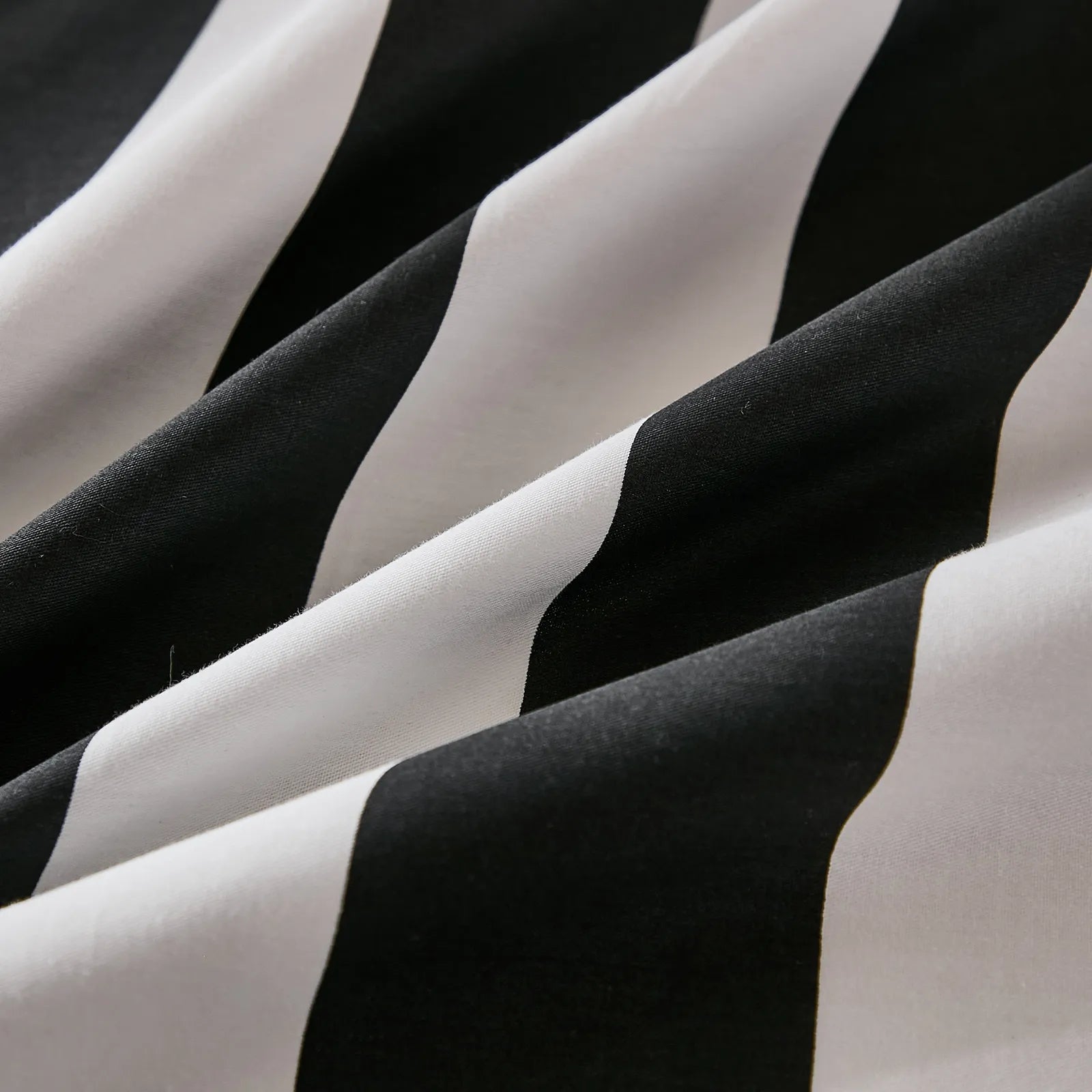 black and white stripes bedding set king size
