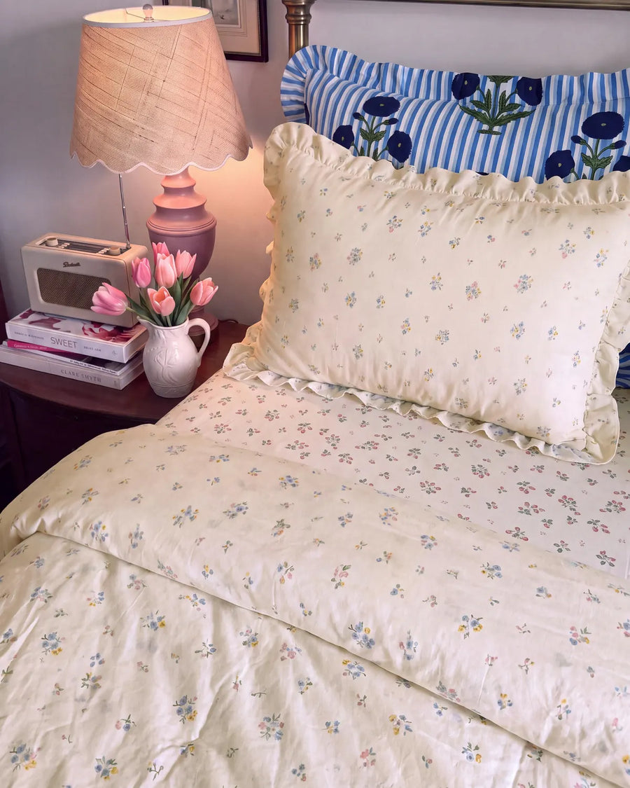 dainty wildflower garden ruffle duvet cover set floral bedding