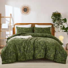 Dark Green Tropical Foliage Comforter Set