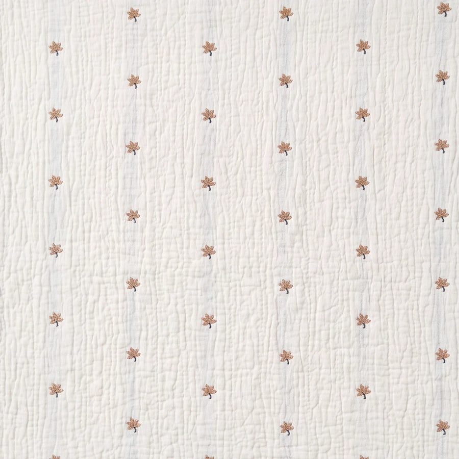 garden patch jacquard throw blanket maple khaki leaf pattern swatch