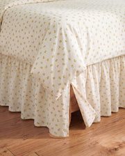 golden ditsy floral bed skirt split corner detail