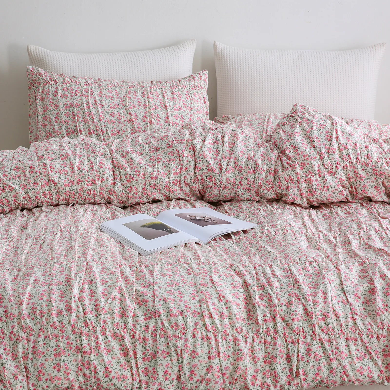 Pink floral cotton duvet set headboard detail