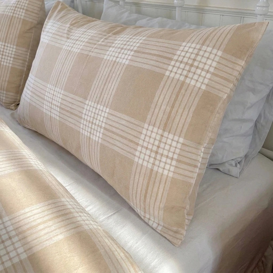 rustic gingham checkered bedding modern farmhouse bedroom decor