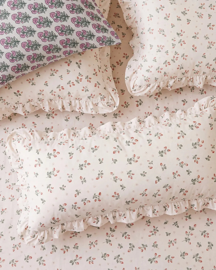 strawberry cottage ruffle pillowcases ditsy floral print detail
