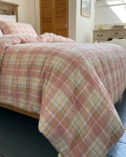 strawberry sundae nostalgic plaid comforter set fabric texture