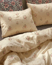 vintage rose floral duvet cover and pillow details
